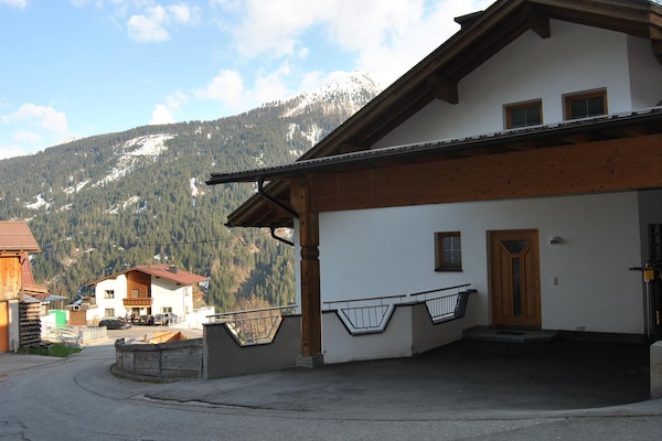 Zonnig appartement in Kappl midden in de Silvretta-regio - thumbnail 4