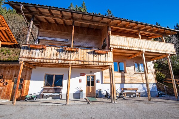 Ruim vakantiehuis Vogalnest in Zell am Ziller voor 10 personen - thumbnail 1