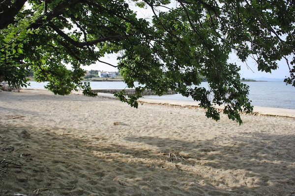 Op 700m van het centrum: Vakantiehuis in Privlaka aan het strand - thumbnail 6