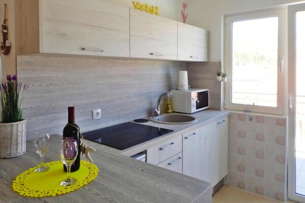 Licht appartement op 50m van zee met panoramisch uitzicht in Seline - thumbnail 4