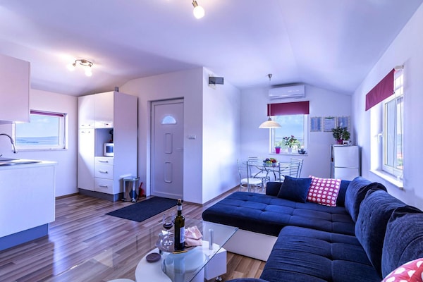 4-persoons appartement in Sibenik op 300m van de zee - thumbnail 1