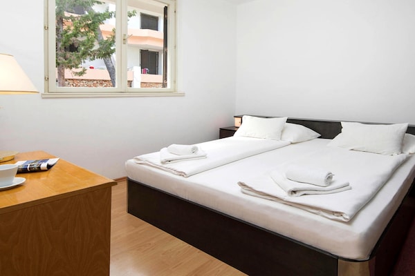 Deluxe appartement voor 6 aan zee in Jelsa op Hvar - thumbnail 5