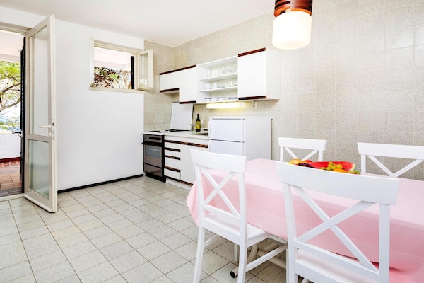 Deluxe appartement voor 6 aan zee in Jelsa op Hvar - thumbnail 4