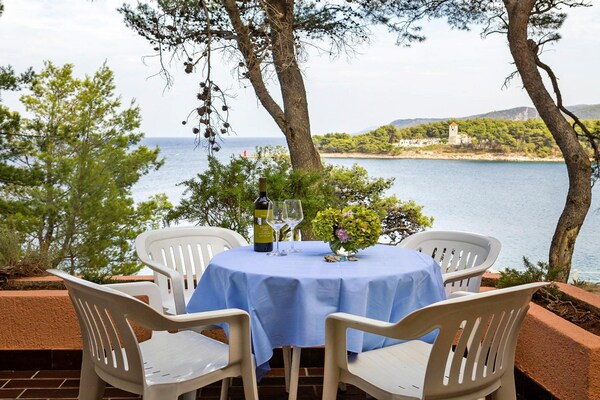 Vintage appartement op resort aan zee in Jelsa, Hvar – 4 personen - thumbnail 6