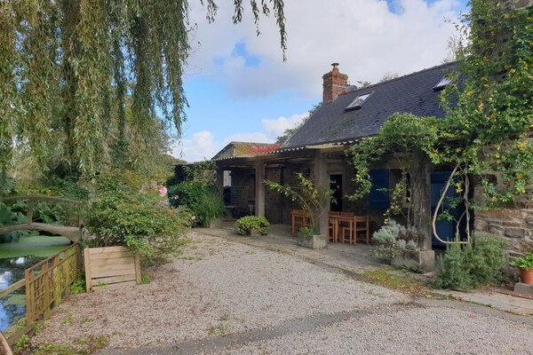 Rustiek vakantiehuis aan eigen visvijver bij St. Sauveur-le-Vicomte - thumbnail 2