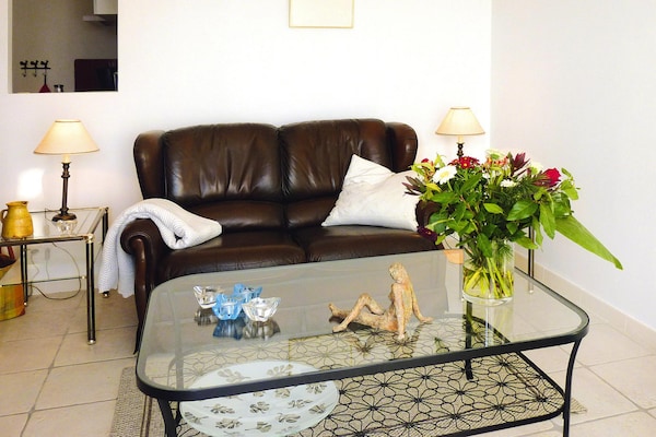Romantisch appartement bij golfbaan met zwembad in Caderousse - thumbnail 4