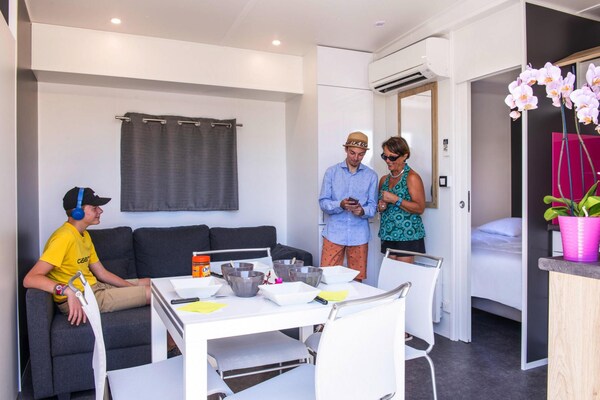 Chalet de Luxe met airco op 700m van strand in Vendres-Plage - thumbnail 3
