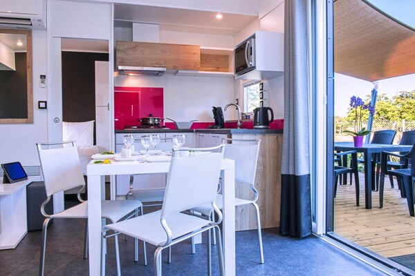 Chalet de Luxe met airco op 700m van strand in Vendres-Plage - thumbnail 2