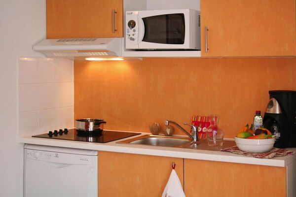 Comfortabel appartement voor 6 personen met zwembad in het groene Cassen - thumbnail 4