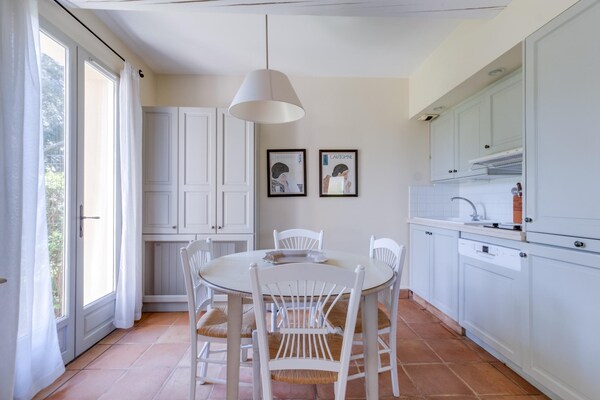 Rustiek appartement op golflandgoed Saint-Endréol met zwembad, spa & balkon - thumbnail 3