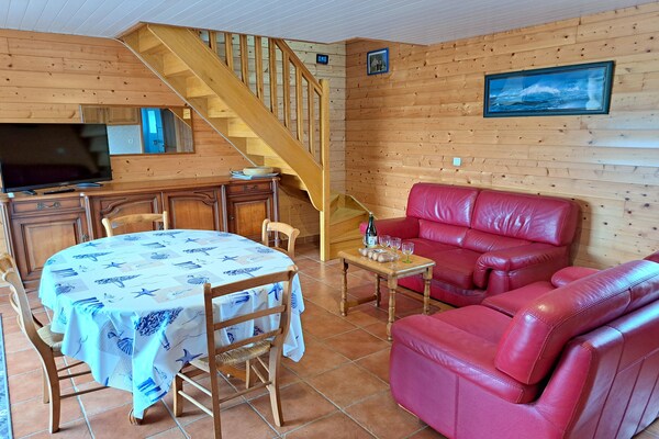 Steenhuis met dakterras en zeezicht op 400m van het strand in Cléder - thumbnail 4