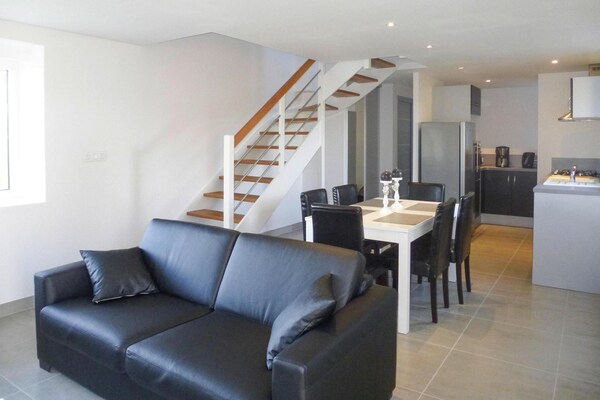 Stijlvol Bretons stenen huis met privé badkamers nabij de kust - thumbnail 2