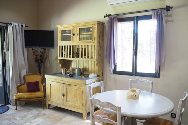 Authentiek Provençaals vakantiehuis aan de golfbaan in Bédarrides - thumbnail 5