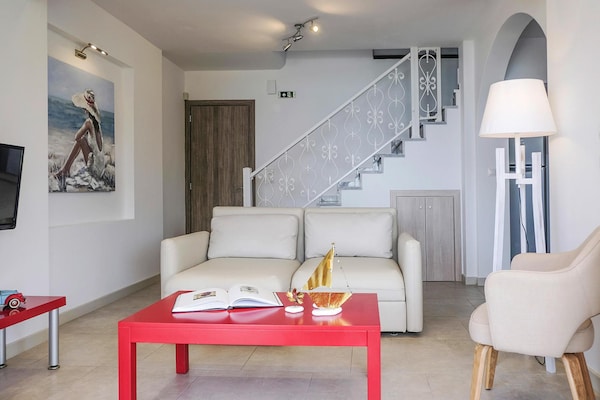 Maisonette aan Elia Beach met zwembad en privéstrand - thumbnail 3