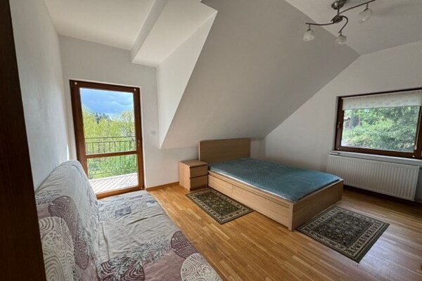 Ruim vakantiehuis voor 8 personen, 150m van het meer in Kretowiny - thumbnail 5