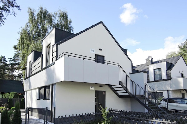 5-persoons modern appartement op 300m van zee in Lukecin - thumbnail 1