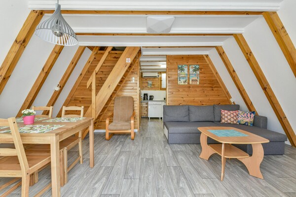 Houten vakantiehuis voor 5 in bosrijk resort bij strand Kołobrzeg - thumbnail 5