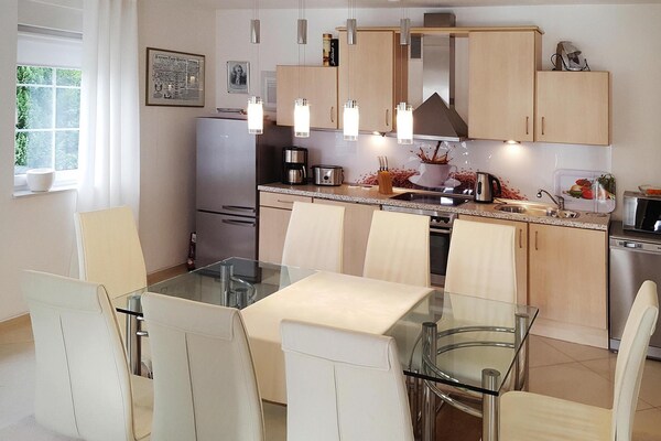 Luxe 8-persoons vakantiehuis op 500m van strand in Grzybowo - thumbnail 3