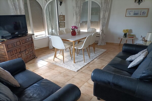 Casa Amazonia: Vrijstaande villa met privézwembad op 200m van zee in Benissa - thumbnail 2