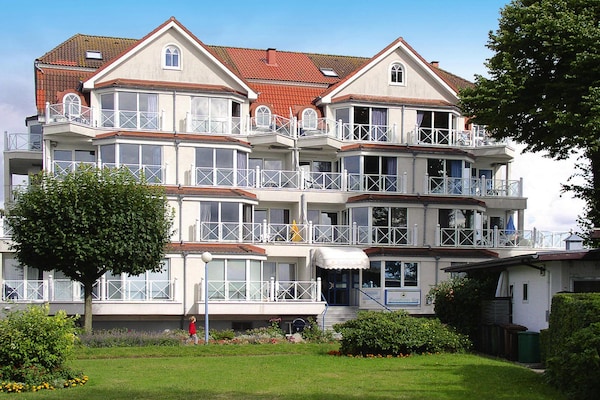 Aan zee: Sfeervol appartement in Laboe met uitzicht op de Kiel Fjord - thumbnail 3