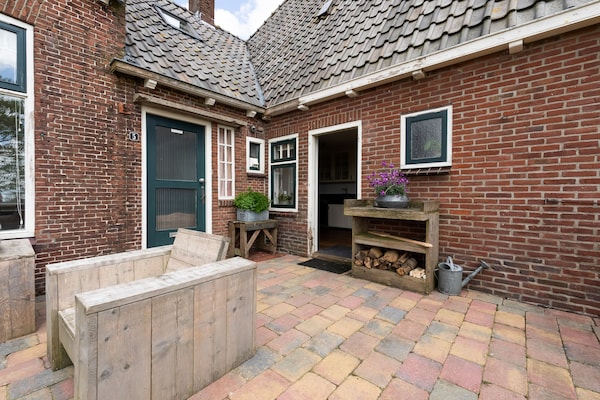 GRUTSK: Luxe boerderijvakantie aan het water in Friesland - thumbnail 6