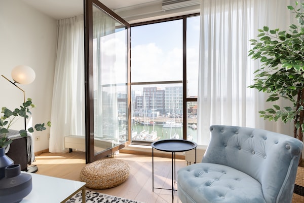 Luxe appartement met jachthavenzicht in Scheveningen - thumbnail 1