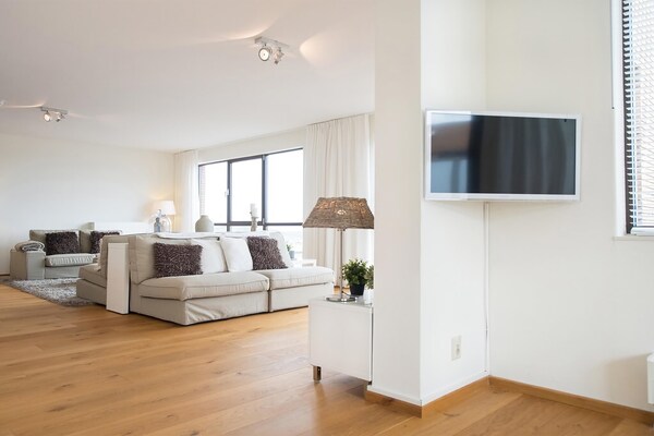 Luxe penthouse met zeezicht in Scheveningen, 144m², 2 slaapkamers - thumbnail 6