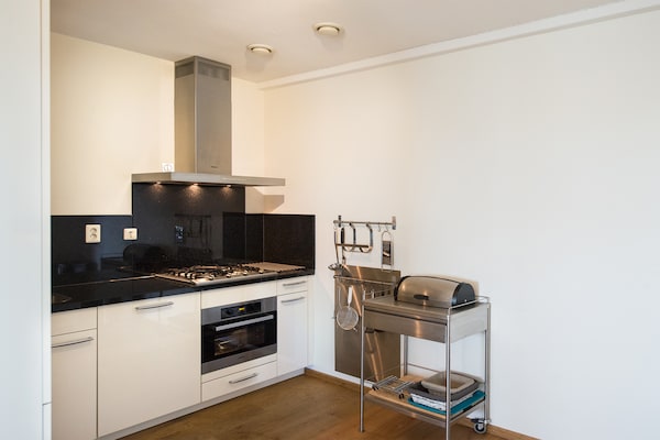 Luxueus appartement met zeezicht in Scheveningen Haven, 6 pers., 120m² - thumbnail 2