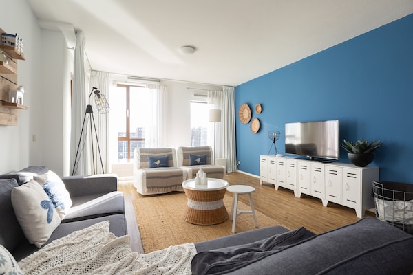 Luxe appartement met havenzicht en balkon in Scheveningen - thumbnail 1