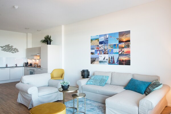 Luxe appartement met zeezicht in Scheveningse haven, 100m² - thumbnail 1