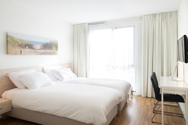 Luxe appartement met havenzicht in hartje Scheveningen - thumbnail 4