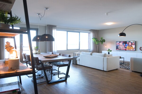 Luxe appartement met zeezicht in Scheveningen voor 5 personen - thumbnail 1