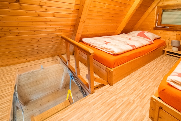 4-persoons vakantiehuis in Suhl met eigen sauna - thumbnail 3