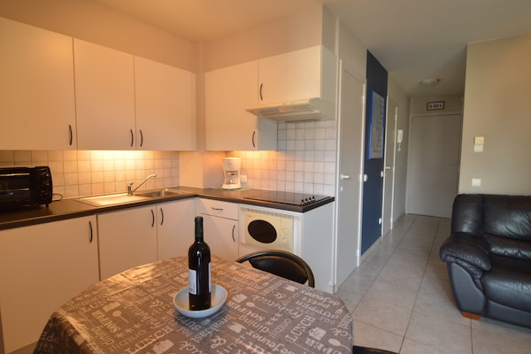 Sunrise Bredene: knus appartement voor 2 bij zee, bos en zwembad - thumbnail 5