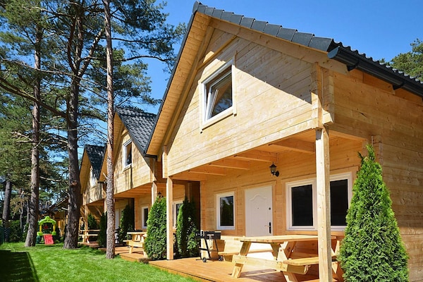 Moderne houten vakantiewoning bij strand van Pobierowo, 55m², 6 pers. - thumbnail 1