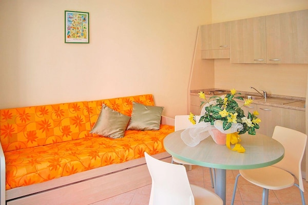 5-persoons appartement in Imperia met zwembad en kustzicht - thumbnail 5