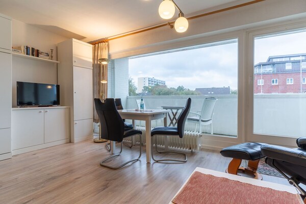 Licht appartement met balkon aan de golfbaan in St. Peter-Bad - thumbnail 2