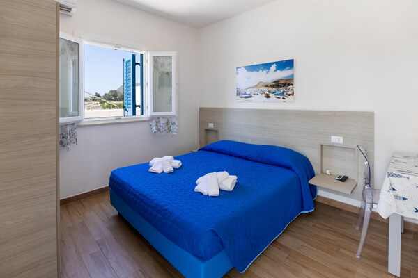 Romantisch appartement met zwembad op het zonnige Favignana - thumbnail 4