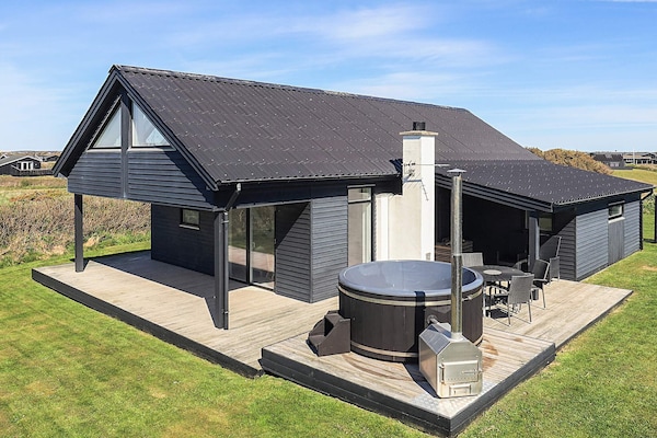 6-persoons vakantiehuis aan zee in Løkken met zeezicht - thumbnail 1