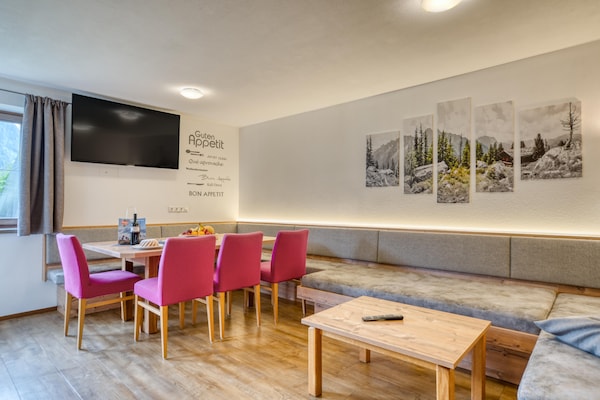 Ruim appartement voor 10 personen in Neukirchen, 250m van de skilift - thumbnail 2