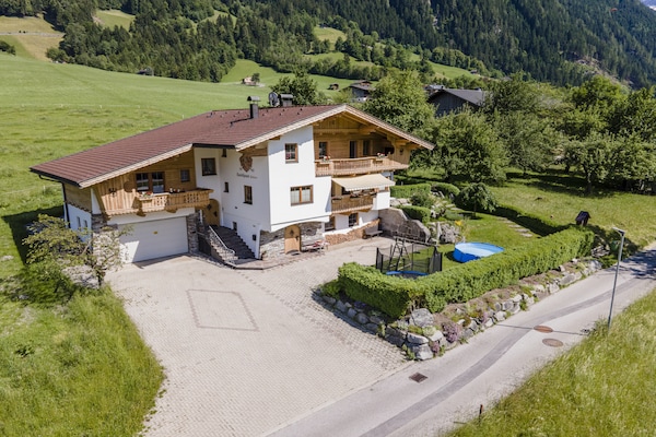 Op 300 m van de piste: sfeervol appartement in Ramsau - thumbnail 2