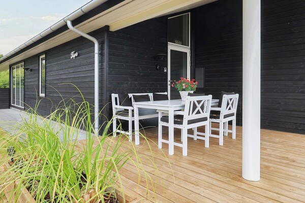 Op 300 m van zee: Modern vakantiehuis voor 6 personen in Hals - thumbnail 3