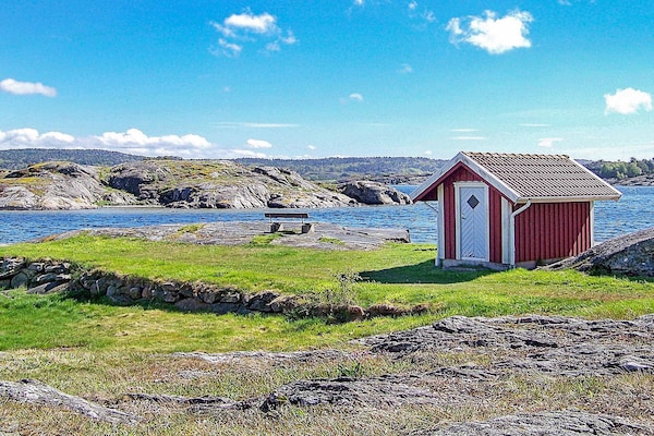 Zweeds vakantiehuis aan zee op Flatön met panoramisch uitzicht - thumbnail 6