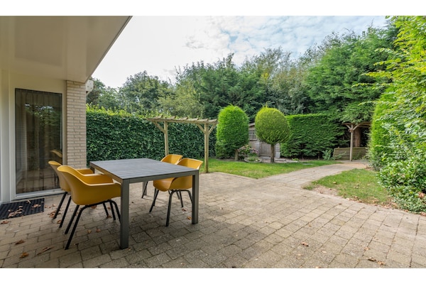 Zilte Bries: luxe bungalow met bubbelbad op rustig Texel - thumbnail 2