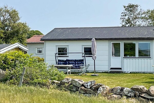 Op 400 m van zee: Gezellig vakantiehuis in Falkenberg - thumbnail 1