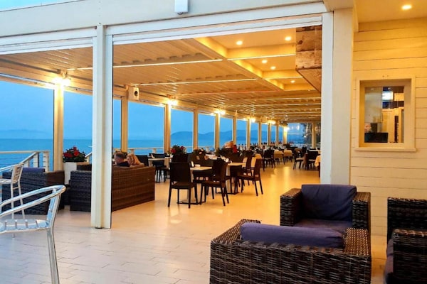Wellness bungalow aan zee in San Vincenzo voor 4 personen - thumbnail 4
