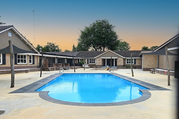 Chalet Kieftveen: Luxe boswoning met hot tub en sauna op de Veluwe - thumbnail 2