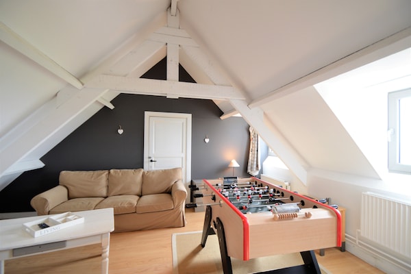 9-persoons bungalow met open haard en tuin in Gerin - thumbnail 5