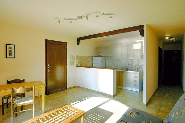 Zonovergoten appartement met zeezicht in Tiuccia, op 350m van het strand - thumbnail 3