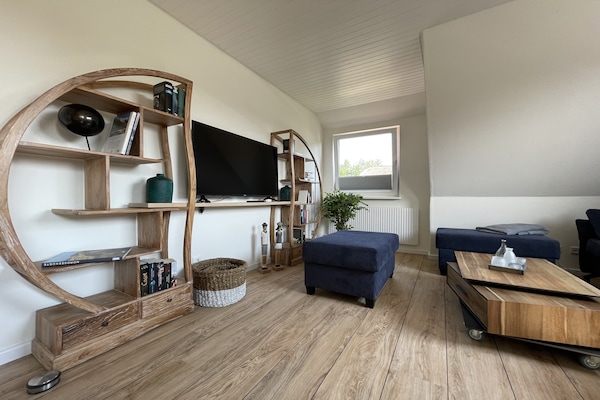 Op 1 km van centrum: Comfortabel appartement in Wyk-Boldixum - thumbnail 2